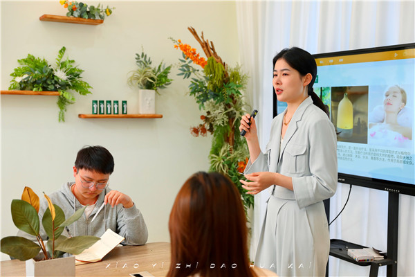 7萬家化妝品企業“消失”，植到花開以芳療切入賽道，迸發新藍海商機